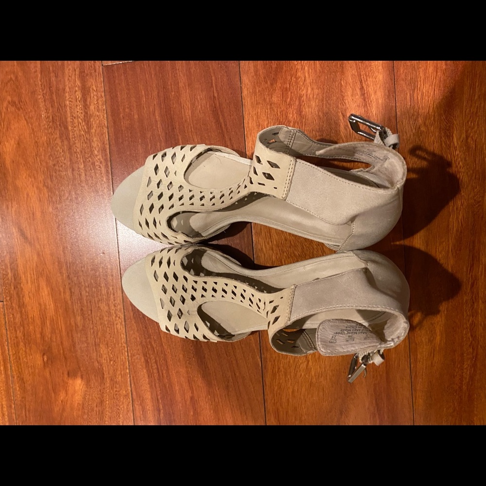 Women’s Heeled Sandals